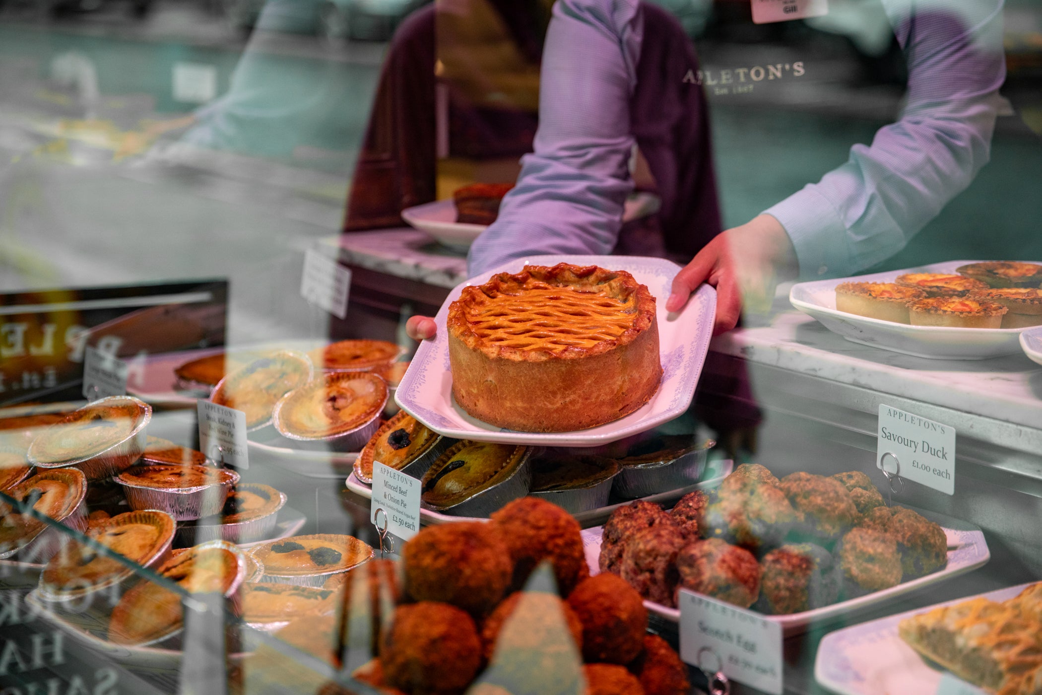 Large Lattice Pork Pie